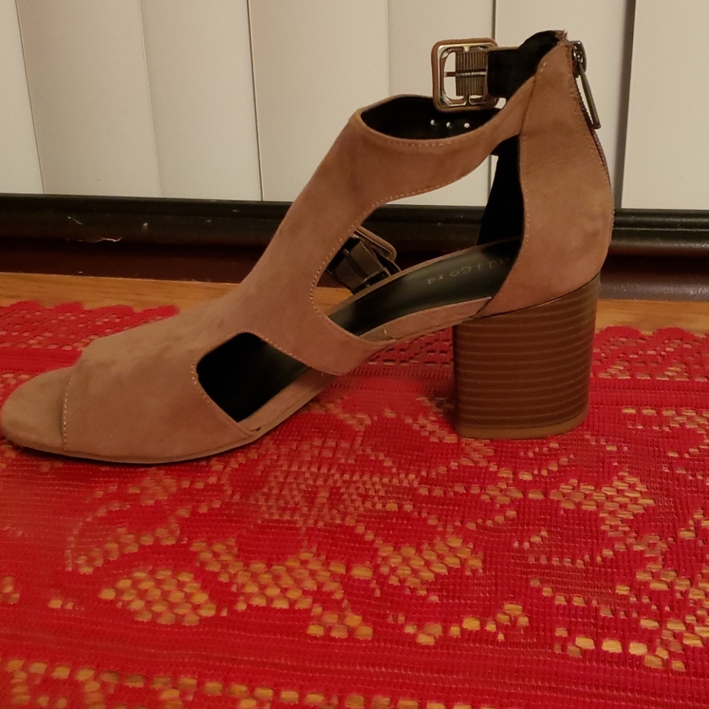 Indigo zip heel shoes, NWT